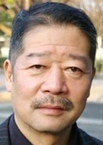 Aktor głosowy: Shinpachi Tsuji; brak grafiki postaci Baron Danglars