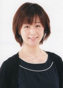 Aktor głosowy: Sayaka Kobayashi; brak grafiki postaci Yumiko Shindou