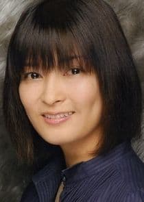Aktor głosowy: Ayako Kawasumi; brak grafiki postaci Mika Iwakura